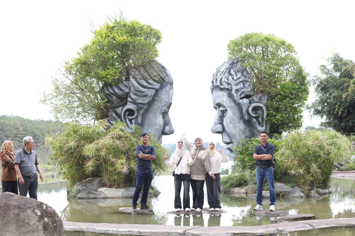 Vietnam Asia Holiday